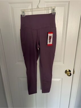 Danskin Vintage Violet Contour Leggings